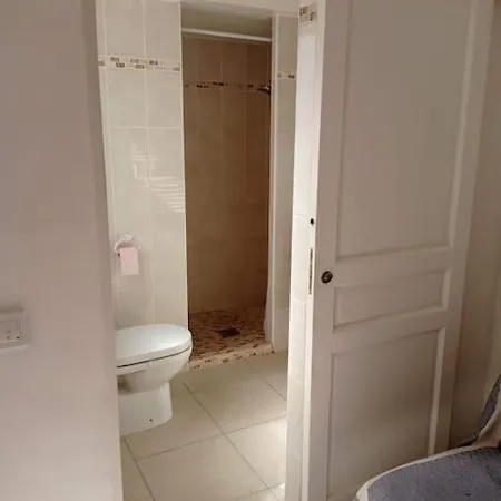 T3 53m² Dans Maison Ville, Terrasse, Jardinet شقة