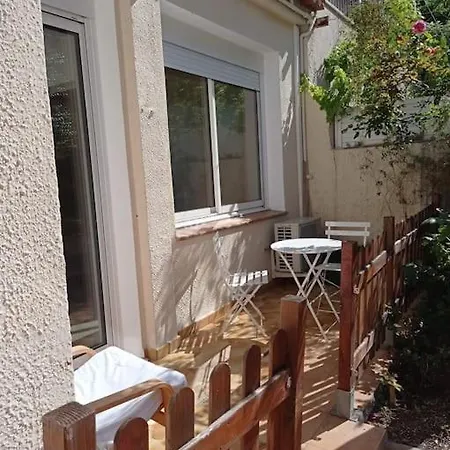 شقة T3 53m² Dans Maison Ville, Terrasse, Jardinet *